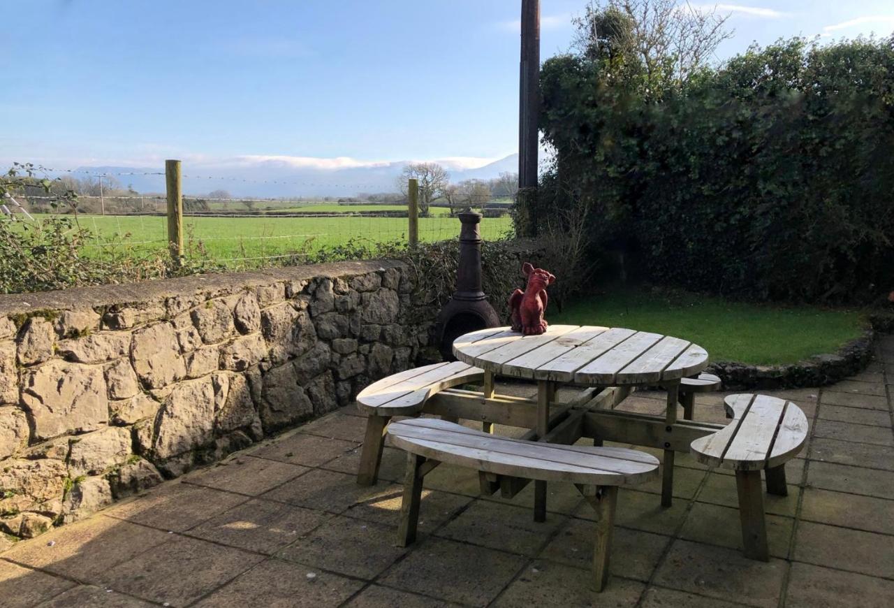 4 Bedroom Detached Farmhouse Mountain Views Beaumaris Exterior foto