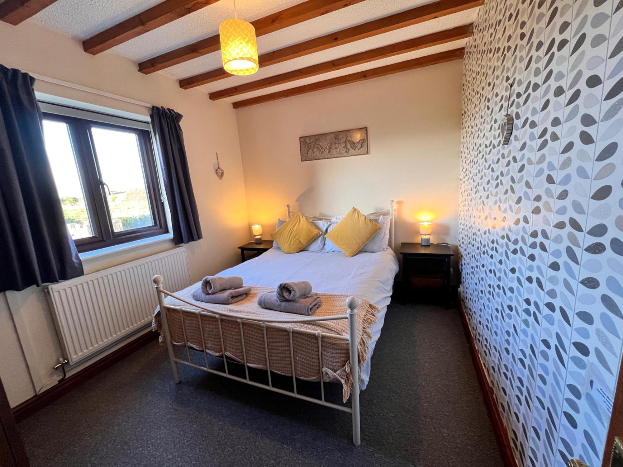 4 Bedroom Detached Farmhouse Mountain Views Beaumaris Exterior foto